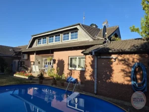 Hochwertiges , freistehendes Einfamilienhaus mit 238 m² Wohnfläche.