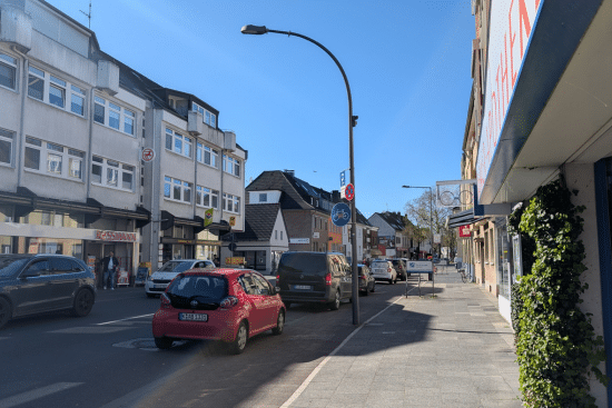Einkaufsstrasse Brück
